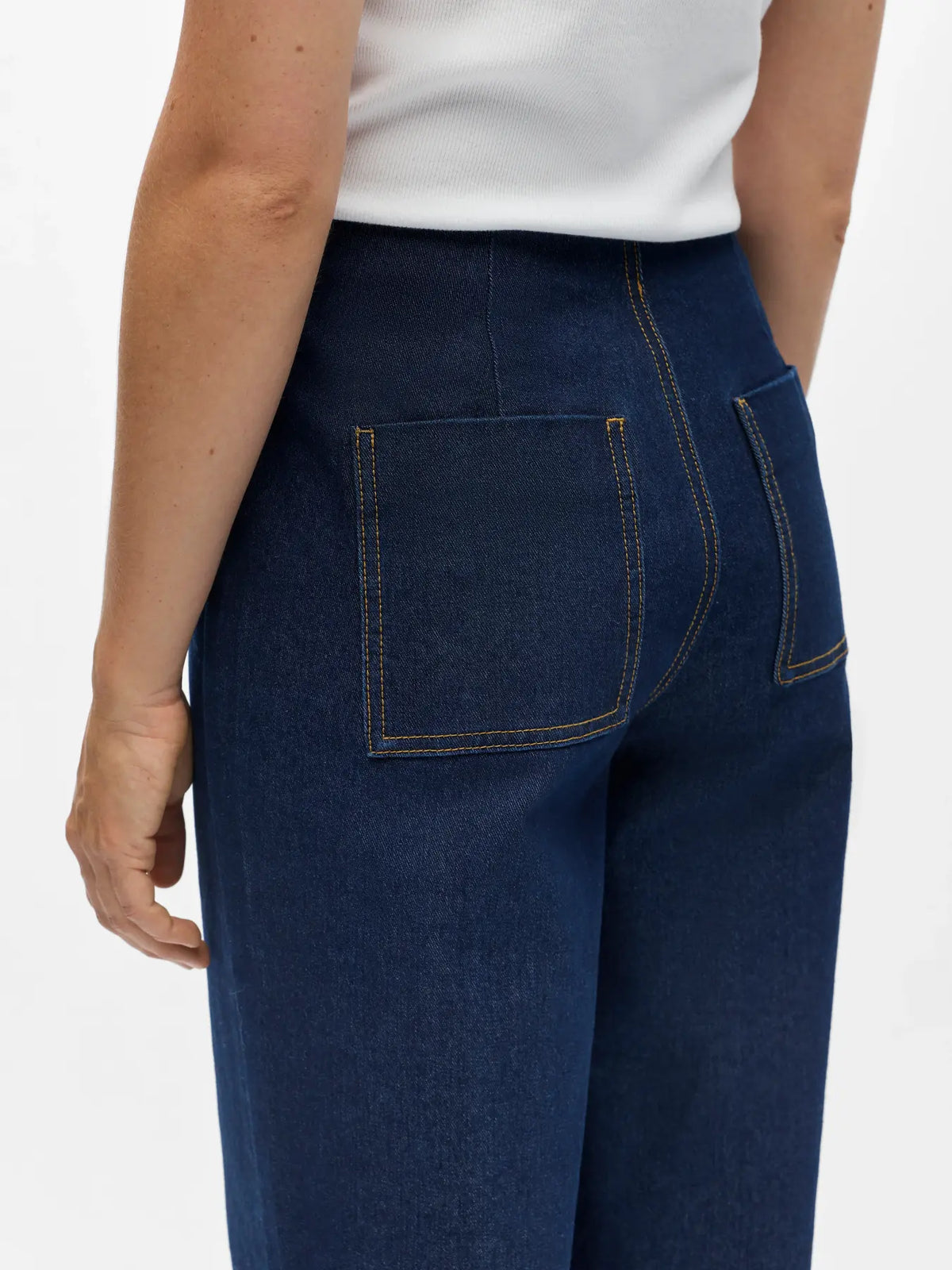 DAILI HIGH WAIST JEANS 147