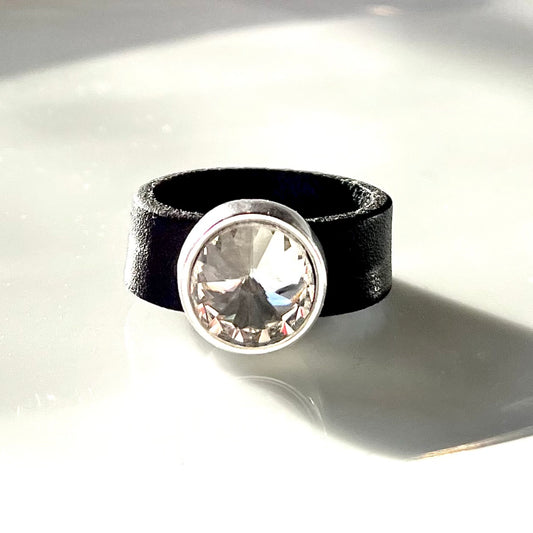Läderring med silverplätering