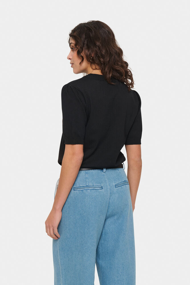 MILAS PULLOVER BLACK