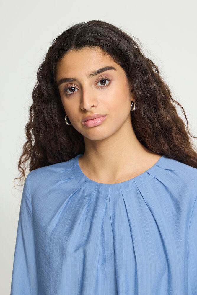 IMELDA BLOUSE ALLURE BLUE