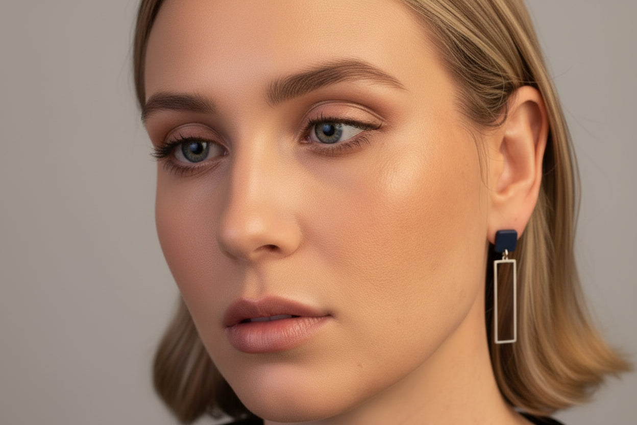 MOIRA ÖRHÄNGEN SILVER