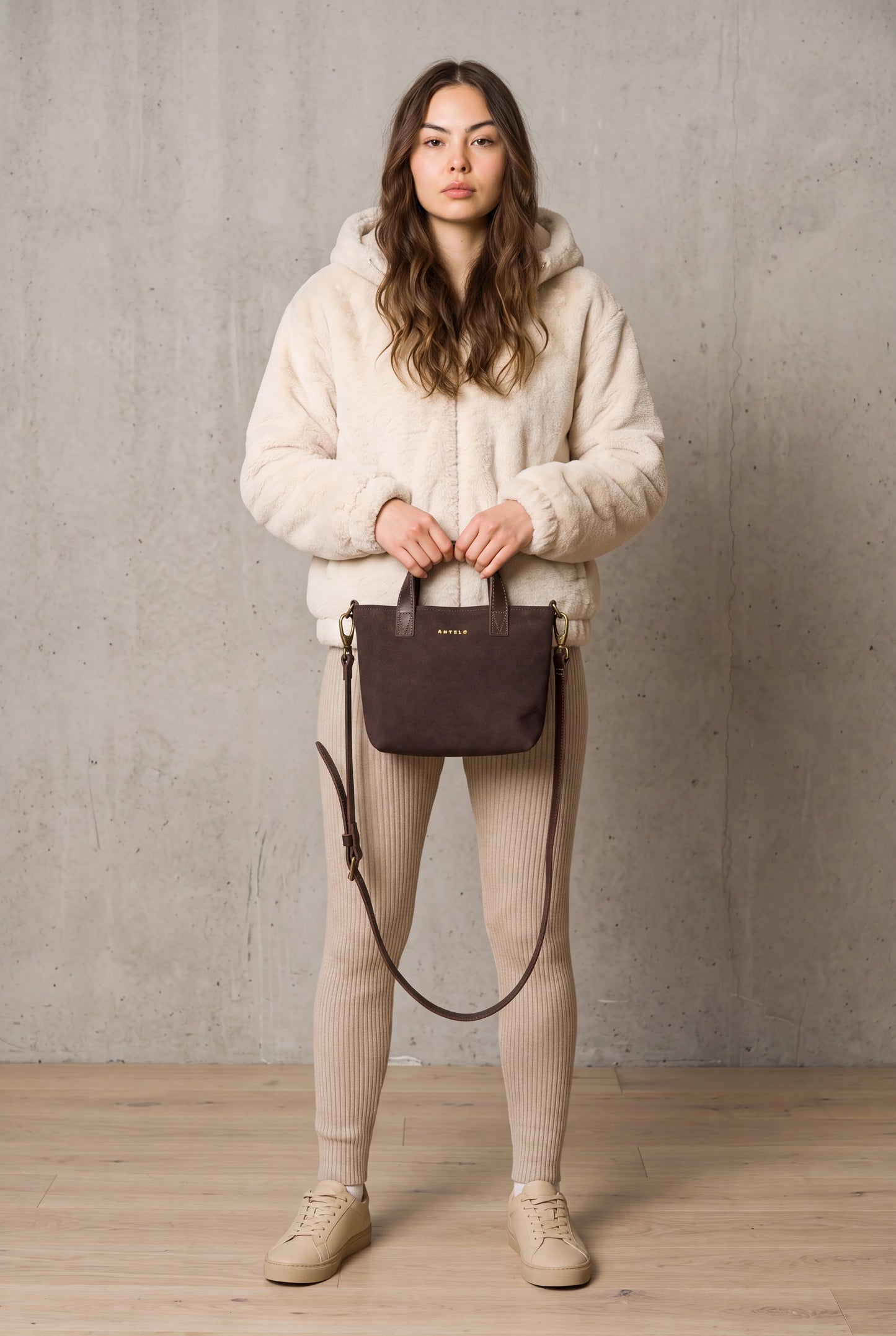 ZAZI MOCHA HANDBAG