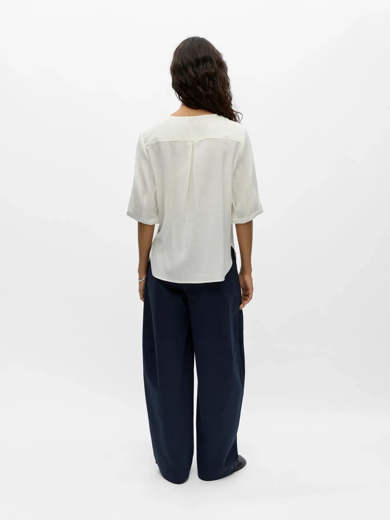 ANASTASIA PLEAT SHIRT