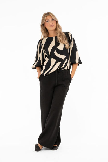 TATUM BLOUSE DESSERT SAND/BLACK