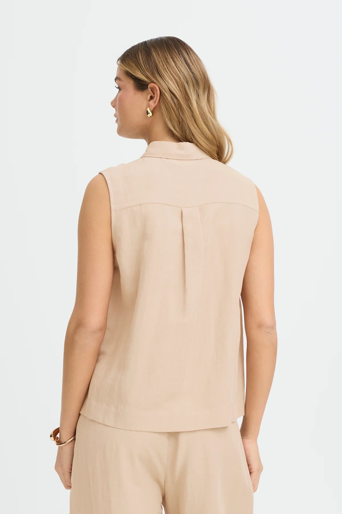 ADAH SLEEVELESS BLOUSE