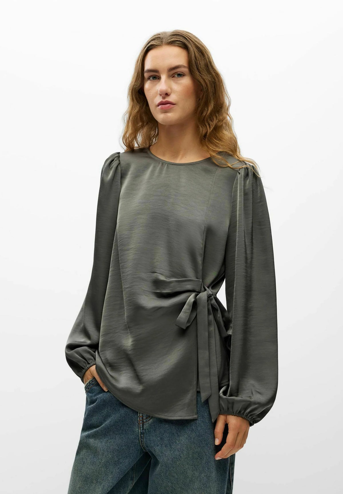 CHILLI O-NECK BLOUSE GUNMETAL