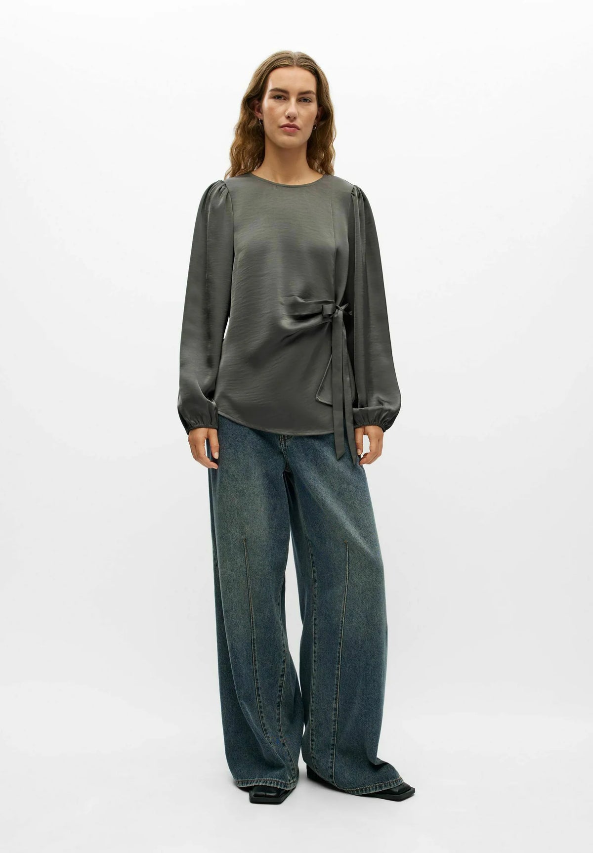 CHILLI O-NECK BLOUSE GUNMETAL