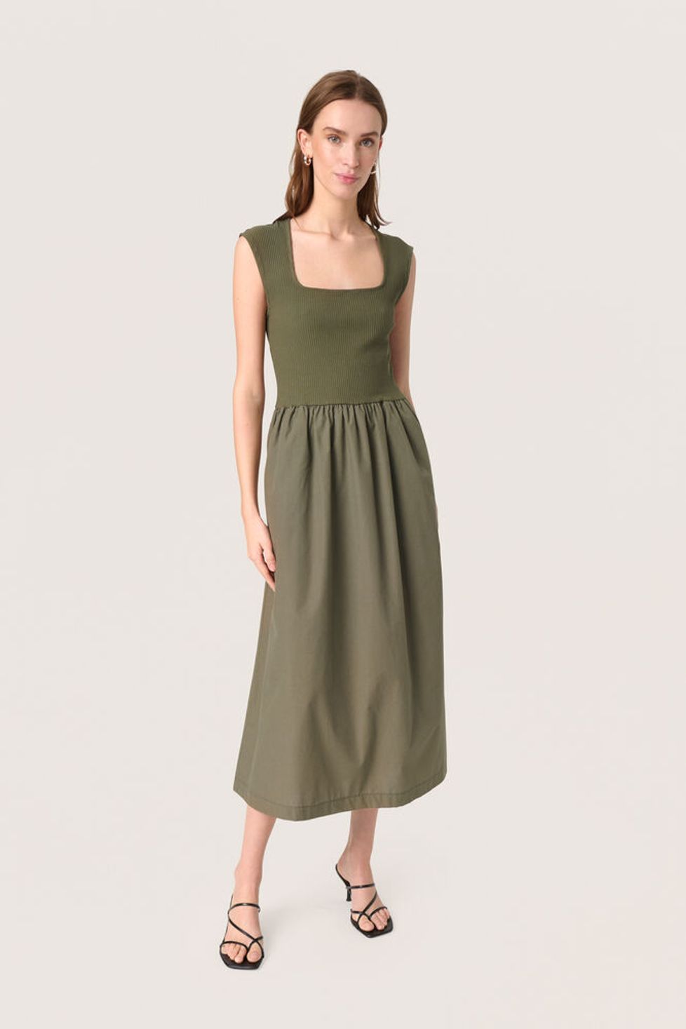 SIMONE DRESS GRAPE