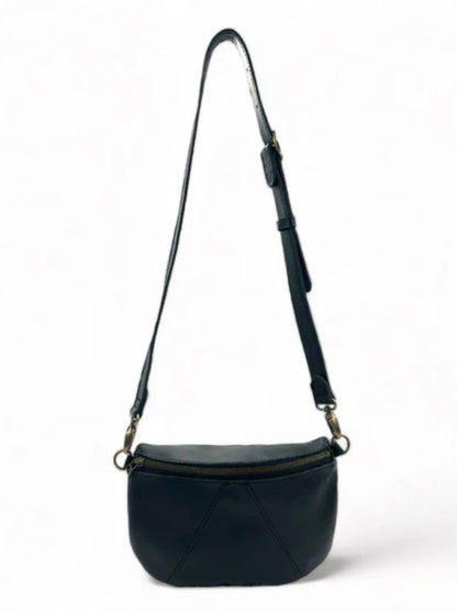 YANI MOONBAG
