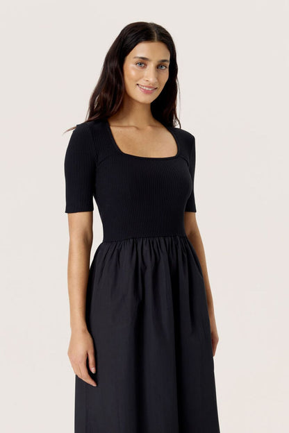 PHOEBE DRESS BLACK