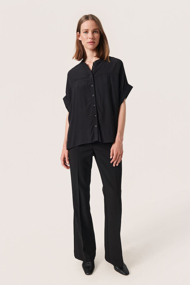 HELIA SHIRT SVART