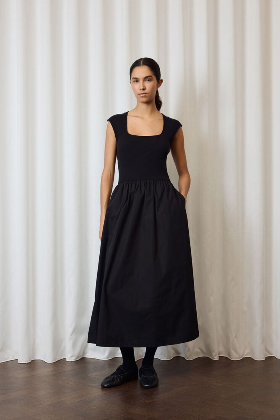 SIMONE DRESS BLACK