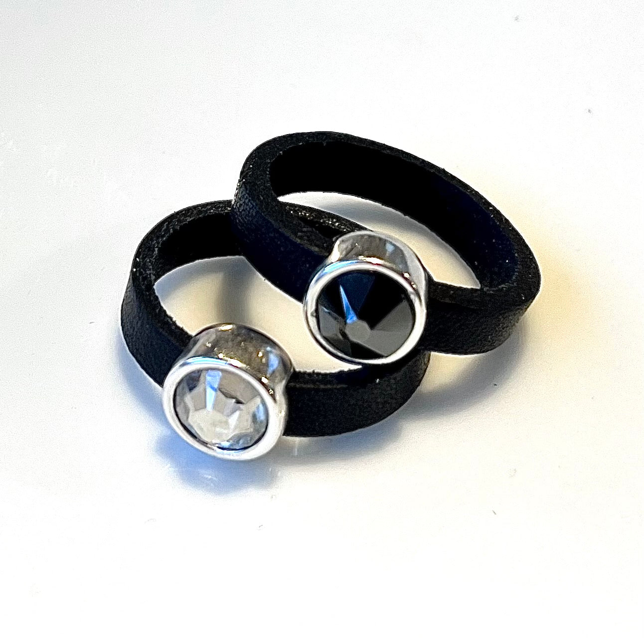 Läderring med silverplätering